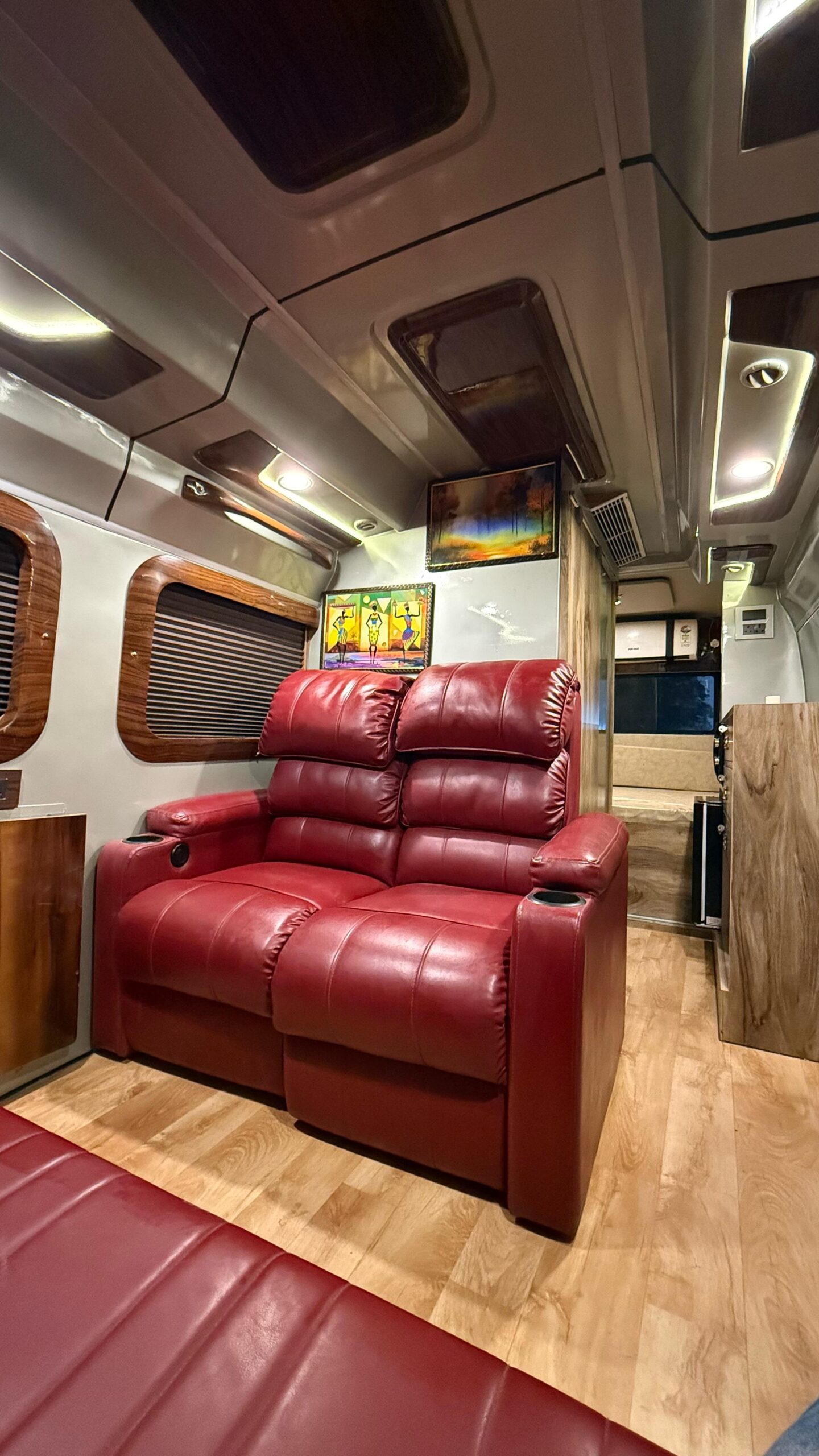 WhatsApp Image 2025-06-10 at 16.27